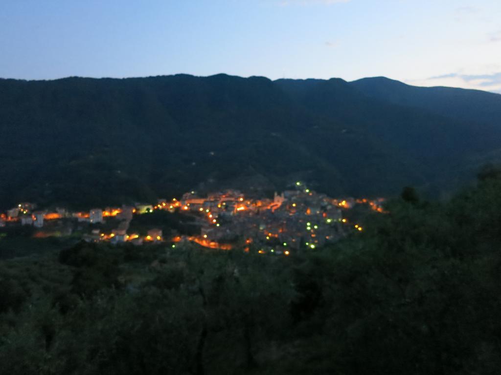 Vila Rustic Liguria Ceriana Exteriér fotografie